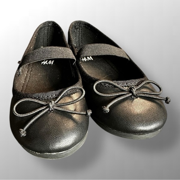 H&M Toddler Ballet Shoes in Black - Size 7.5 - Picture 2 of 3